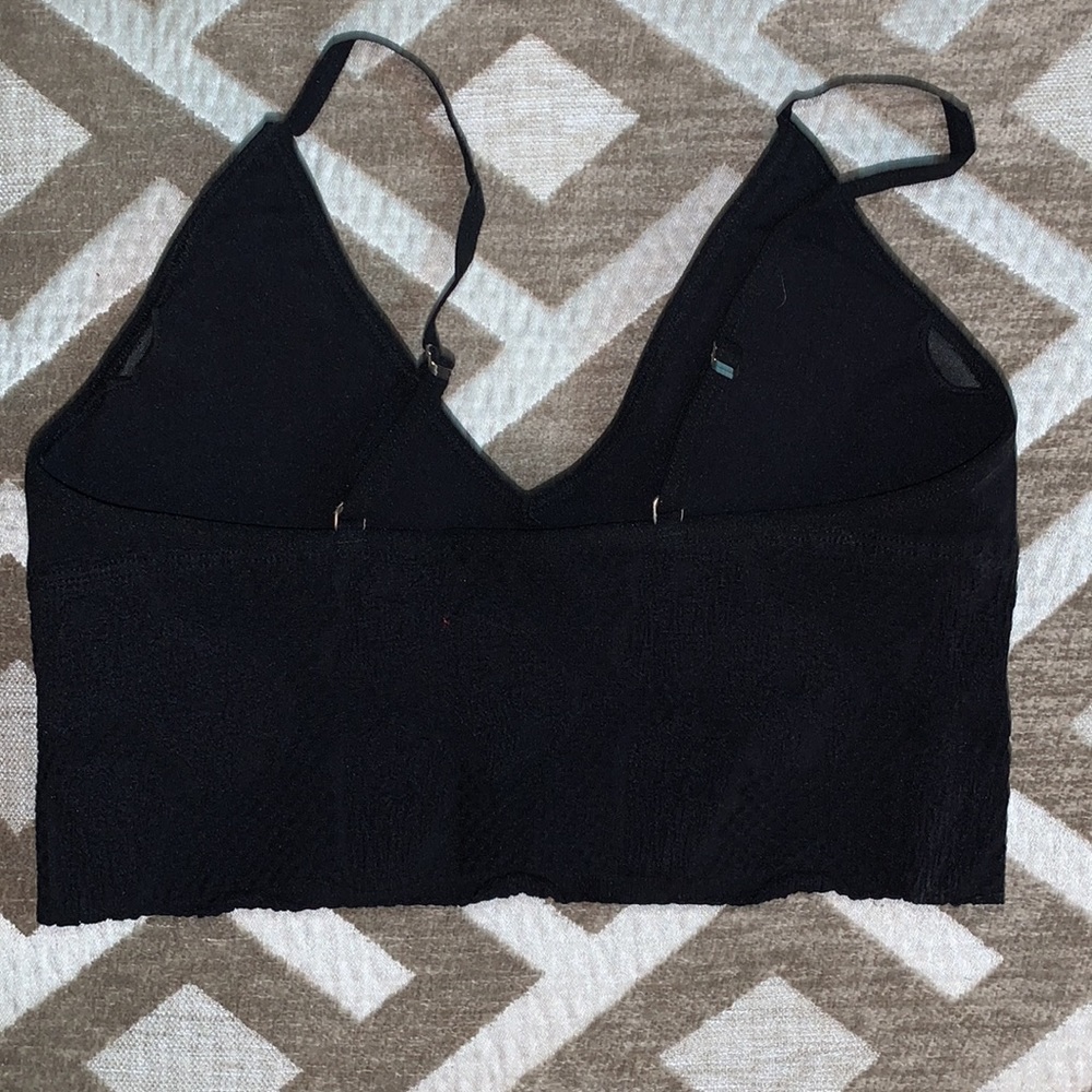 Top - Picture 2 of 2